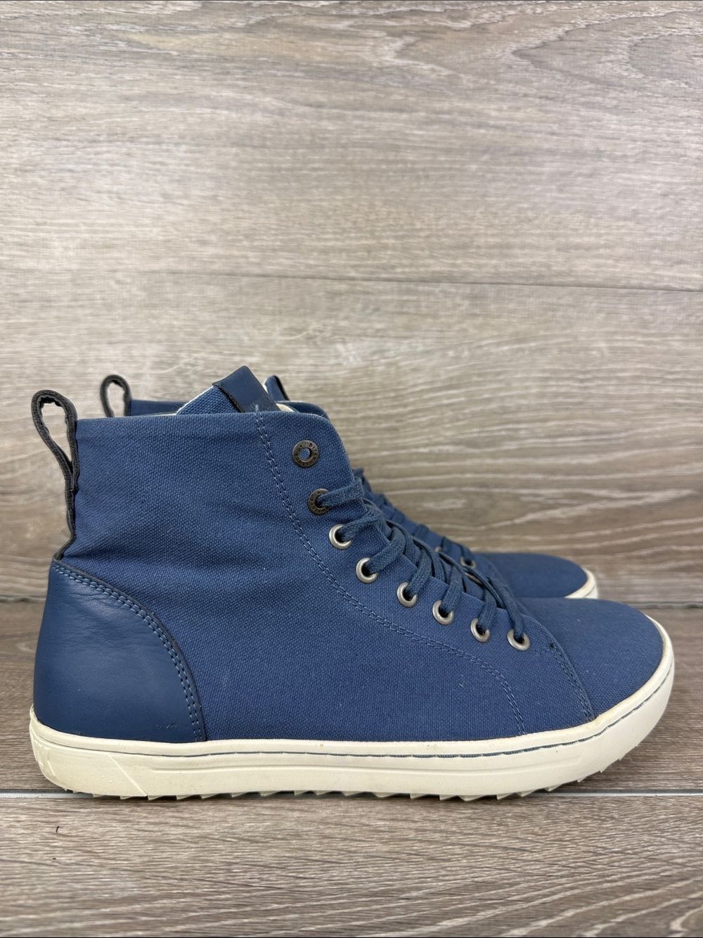 Birkenstock Bartlett Women’s Sz 10/EU 41 Blue Canvas Hi Top Lace Up Sneakers